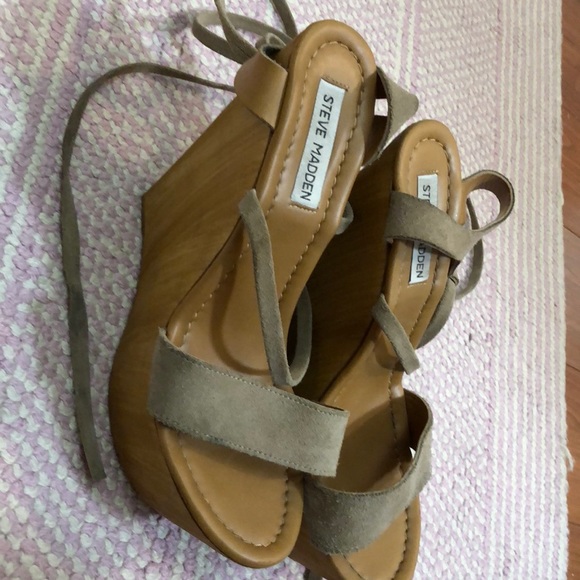 Wedges - Picture 2 of 2